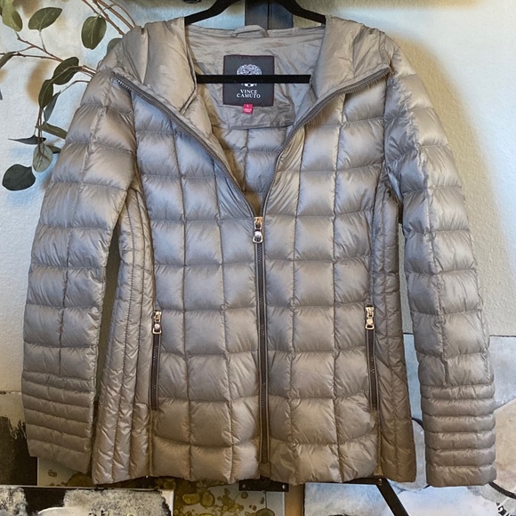 Vince Camuto NWOT Hooded Puffer Coat - Picture 2 of 8